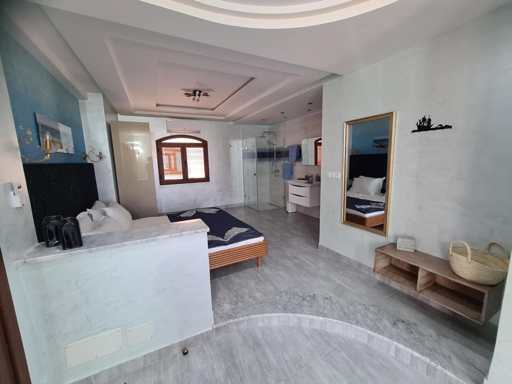 Mahdia - Baghdadi - Laourient Apartments, Restaurant, Cafe Room photo