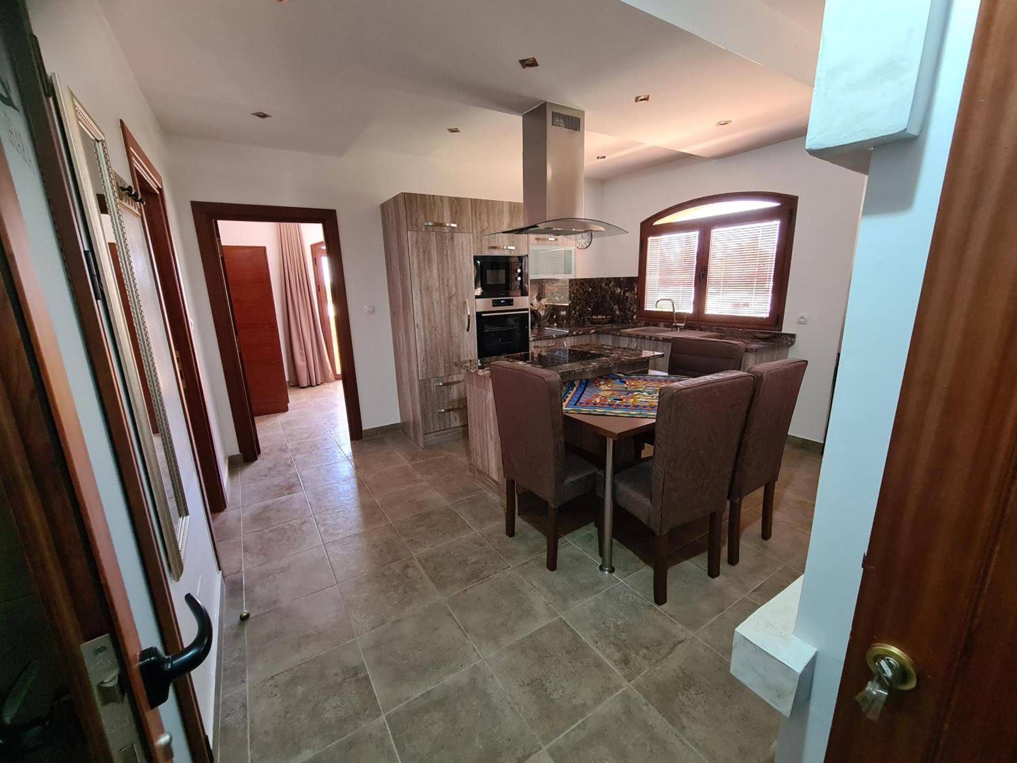 Mahdia - Baghdadi - Laourient Apartments, Restaurant, Cafe Room photo